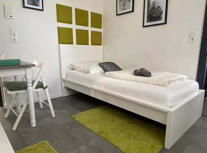 Schulz 3* Bonn